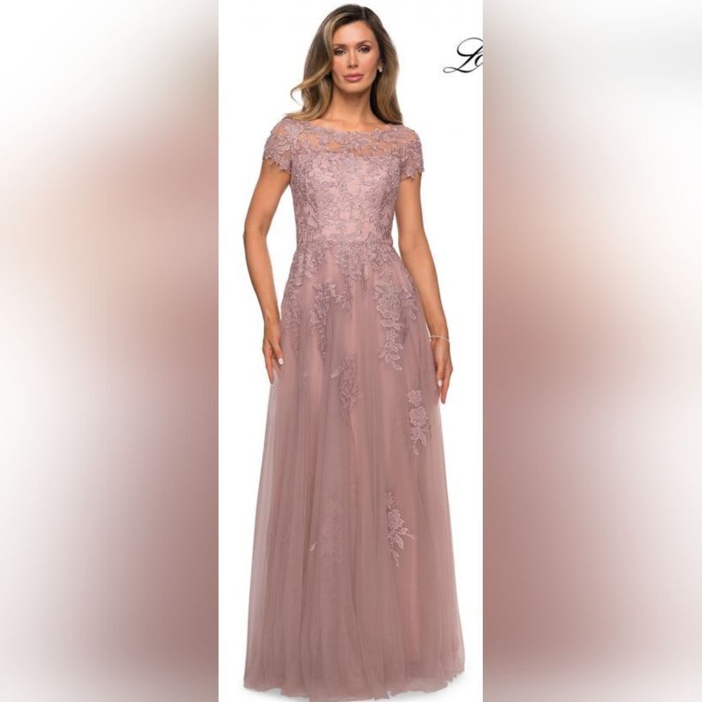 LA FEMME 27920 Embellished Mesh A-Line Gown NWOT size 10 Mauve/Pink